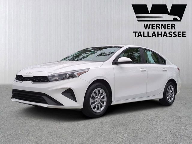 2024 Kia Forte LX AT's photo