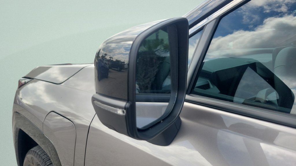 New 2026 Meteor Shower with Midnight Black Metallic roof <sup>1</sup> Toyota  XSE image 26