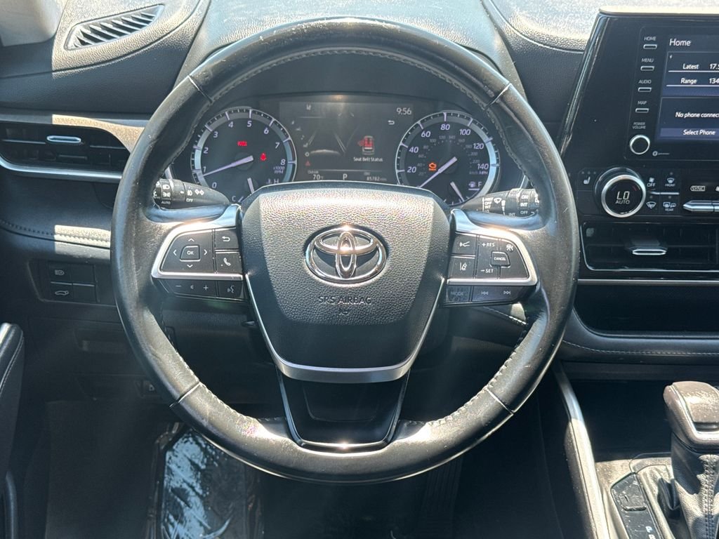 Used 2022 Gray Toyota XLE image 15