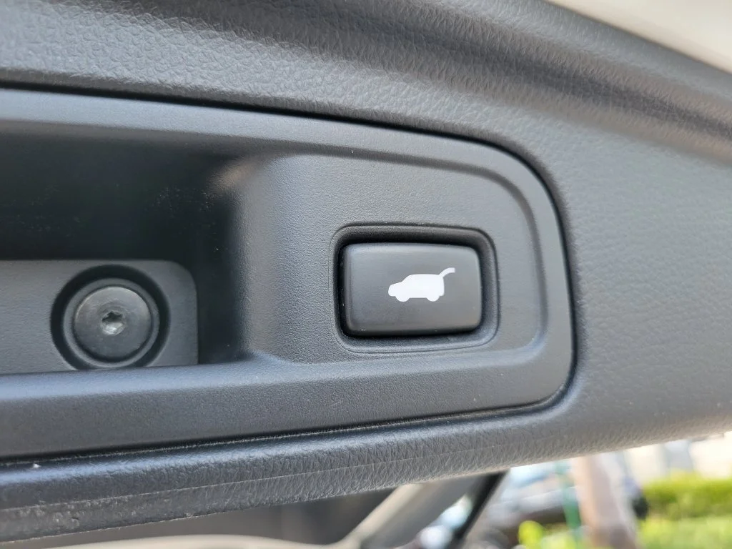 Used 2020 White Honda EX-L image 9