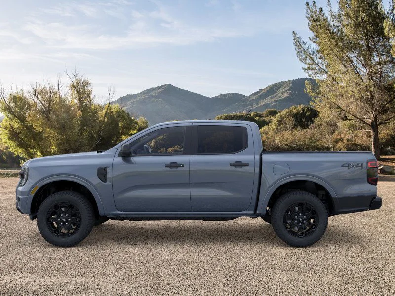 New 2025 Azure Gray Metallic Tri-coat Ford XLT image 3