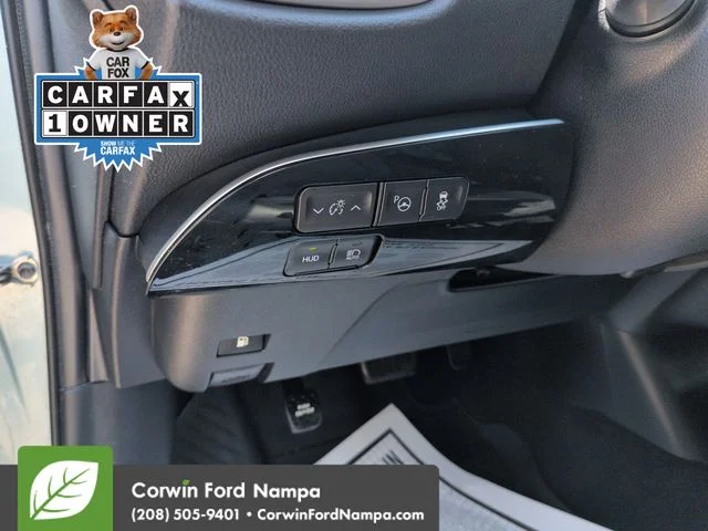 Used 2022 Beige Toyota XLE AWD-e image 13