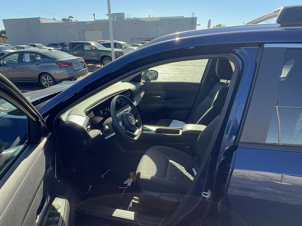 Used 2026 Deep Blue Pearl Nissan SV image 21