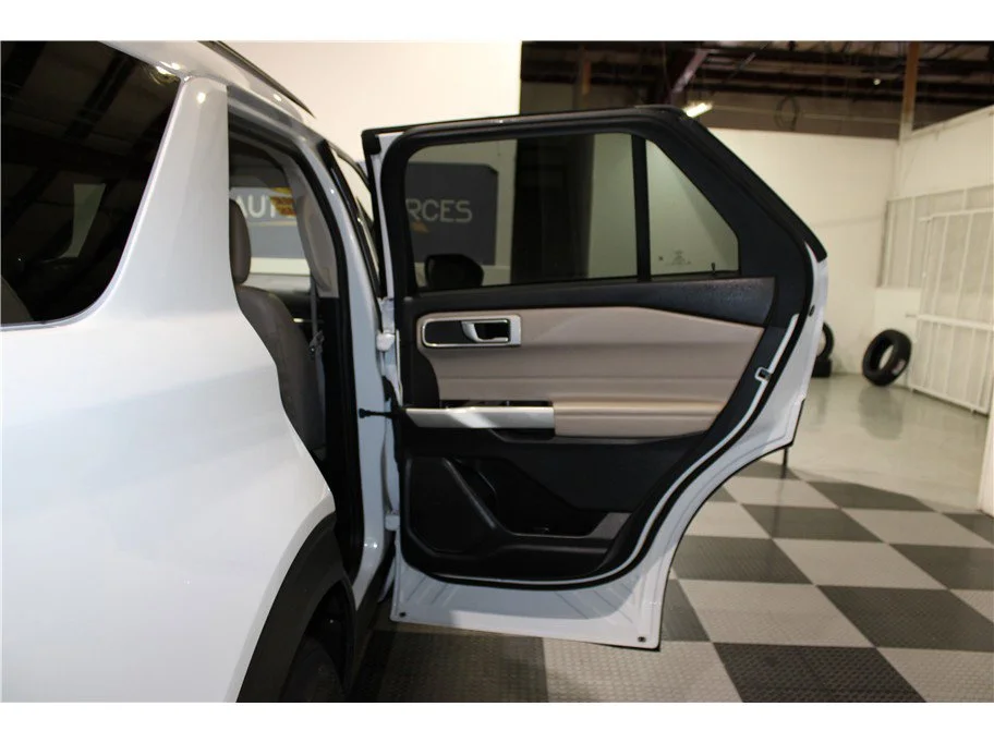 Used 2022 White Ford XLT image 24