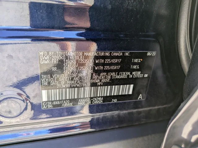 Used 2023  Toyota XLE image 33