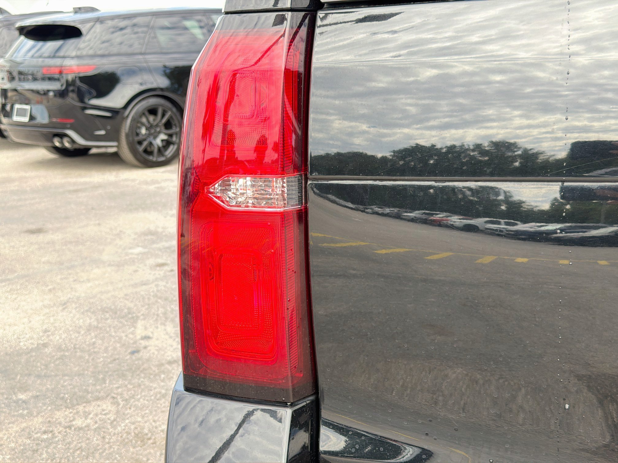 Used 2015 Black Chevrolet LTZ image 10