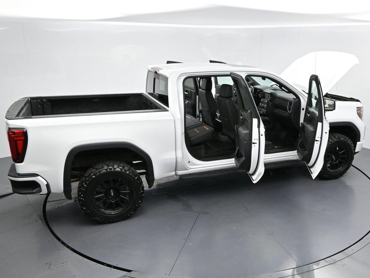 Used 2021 Summit White GMC AT4 image 41