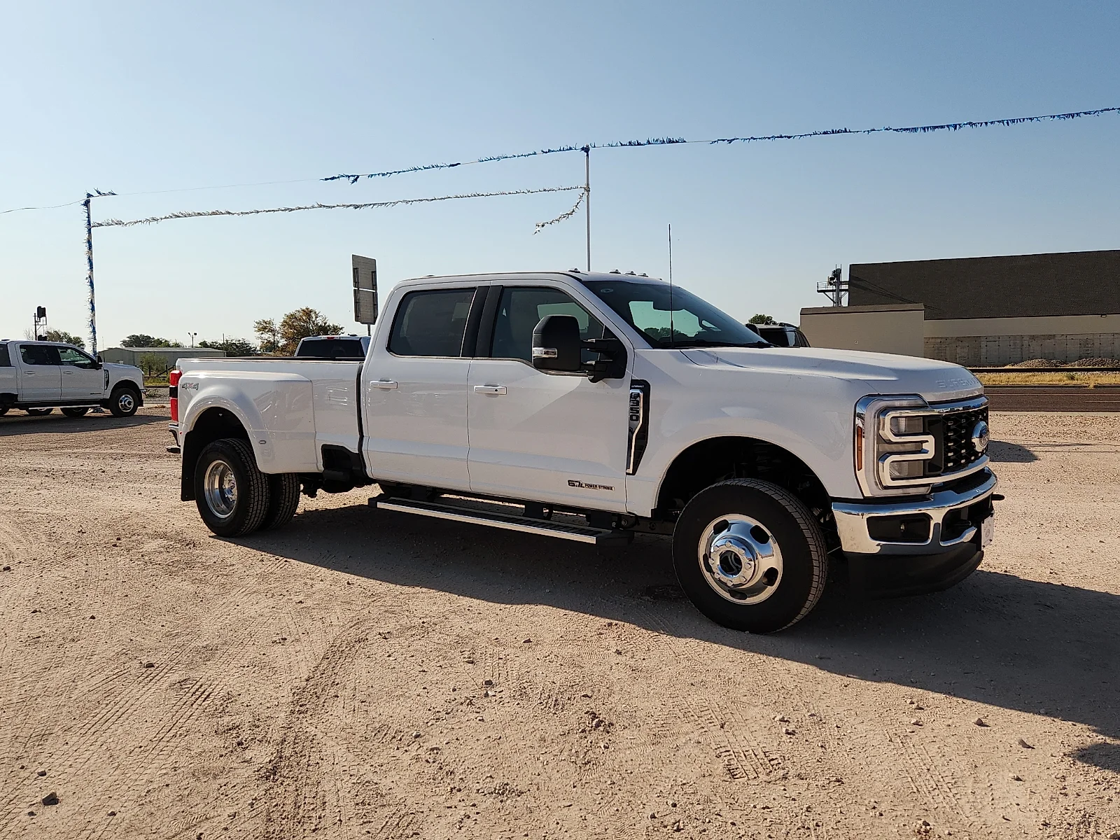 New 2026 Oxford White Ford Lariat image 8