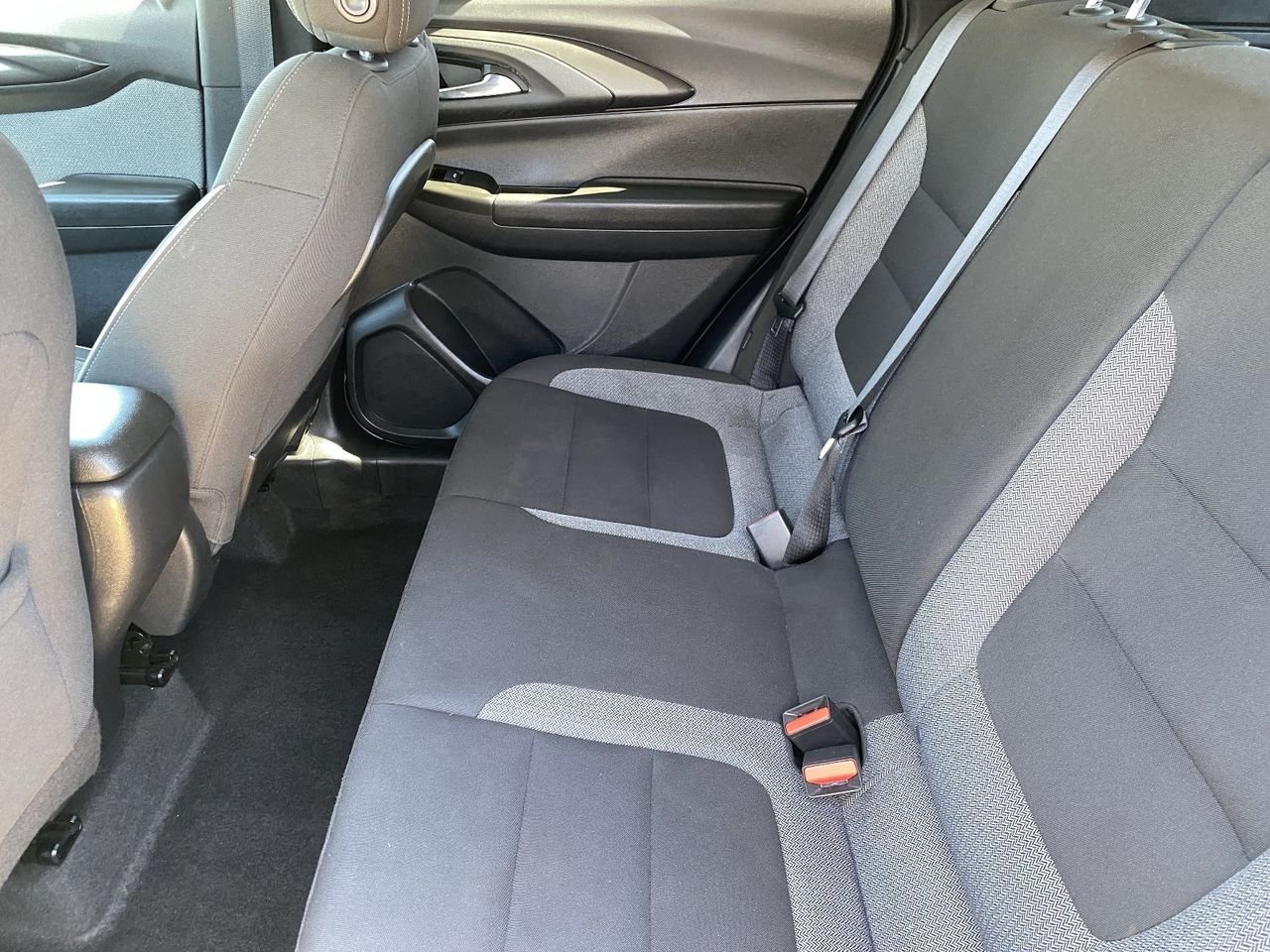 Used 2024 Sterling Gray Chevrolet LT image 13