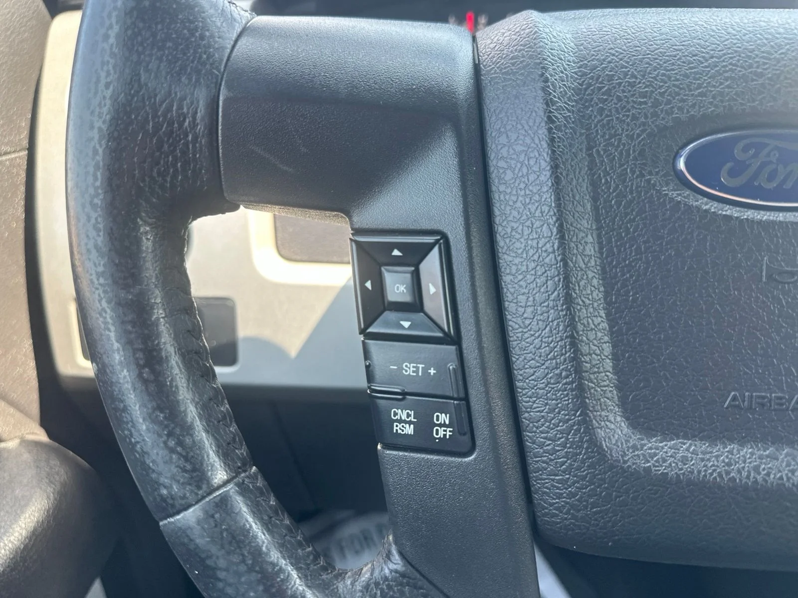 Used 2012 Blue Ford XL image 42