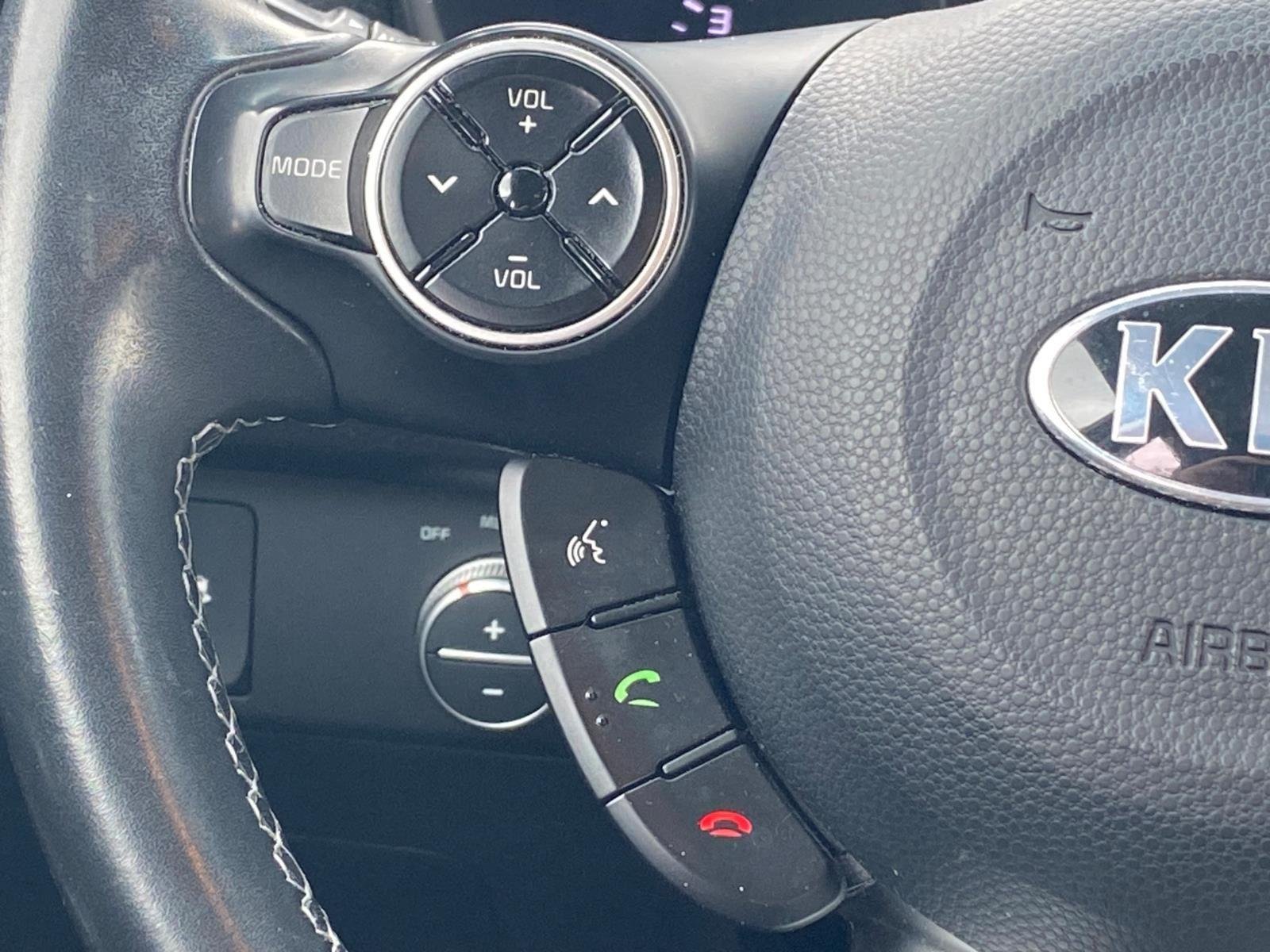 Used 2018 Titanium Gray Kia + image 6