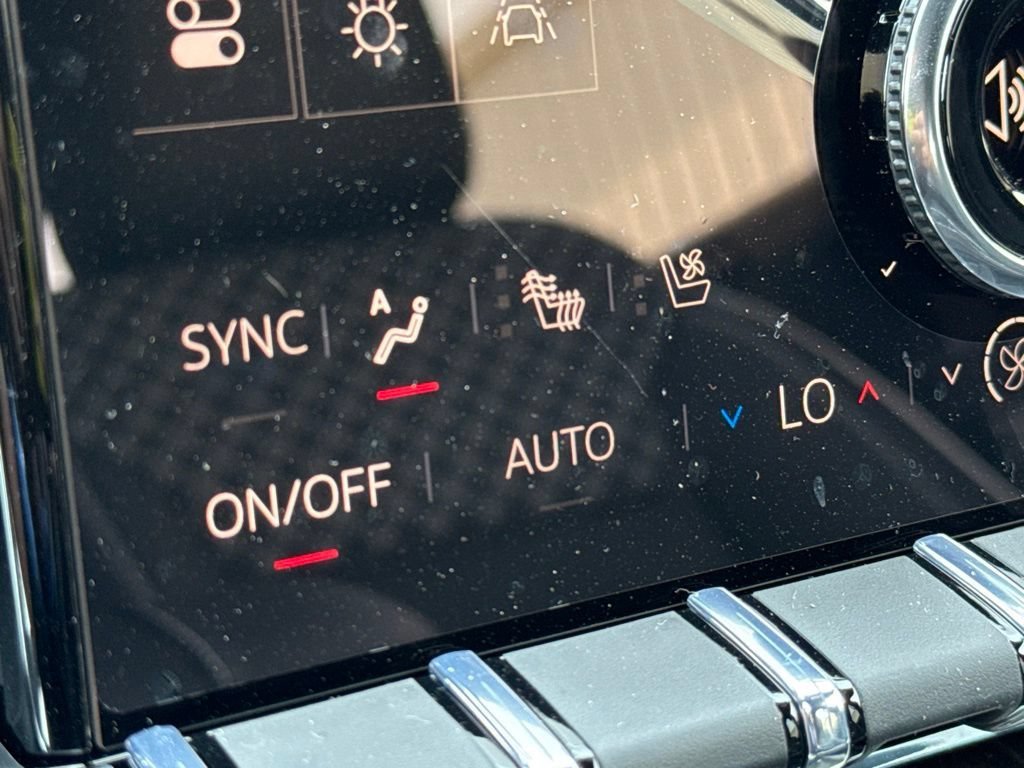 2026 GMC Acadia Denali - Photo 33