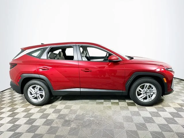 New 2026 Hyundai TUCSON SE