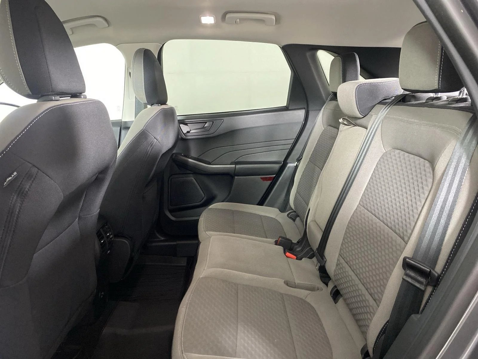 Used 2022 Carbonized Gray Ford SE image 26