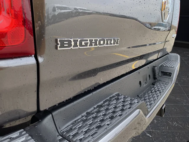 New 2025 Granite Crystal Metallic Clear-Coat Exterior Paint RAM Big Horn/Lone Star image 34