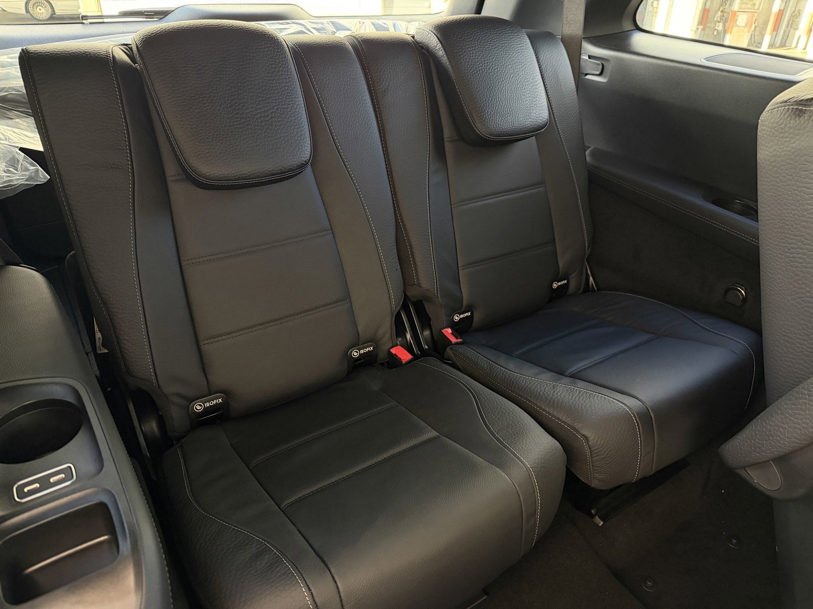 New 2026 MANUFAKTUR Silicon Grey Mercedes-Benz GLS 450 image 43
