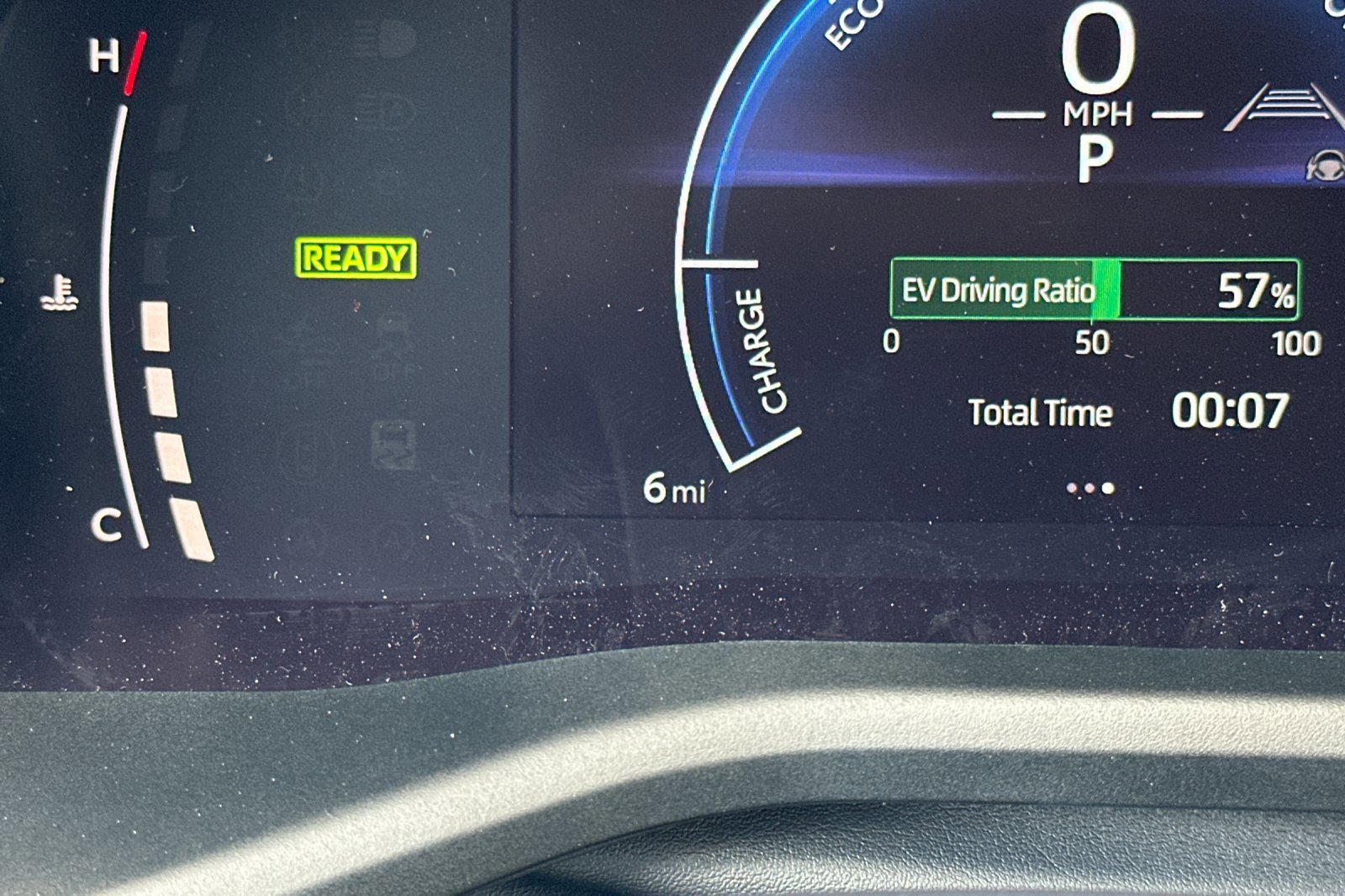 2026 Toyota Camry SE - Photo 24