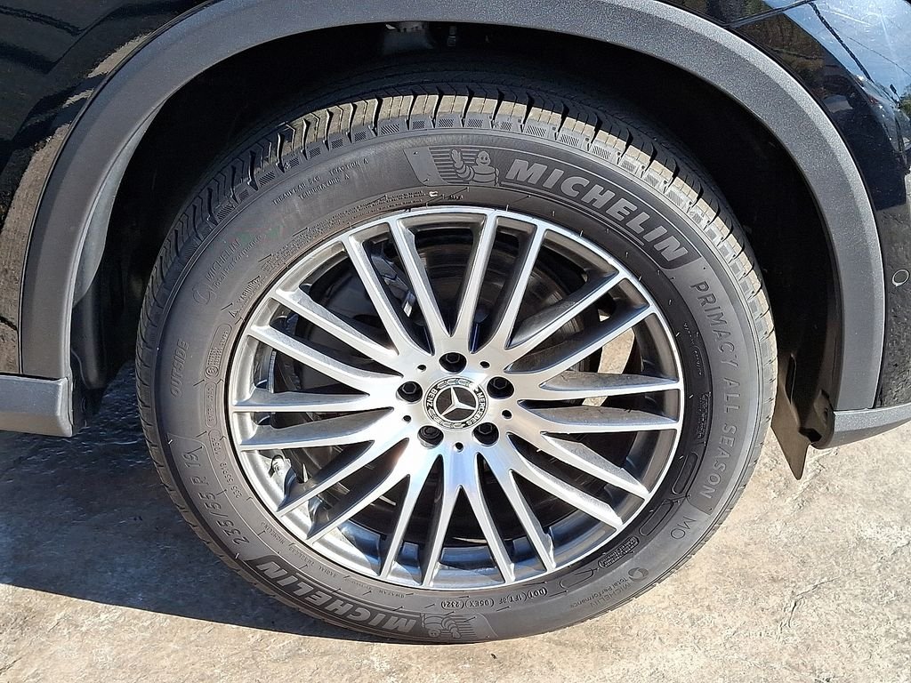 2025 Mercedes-Benz GLC Base - Photo 8