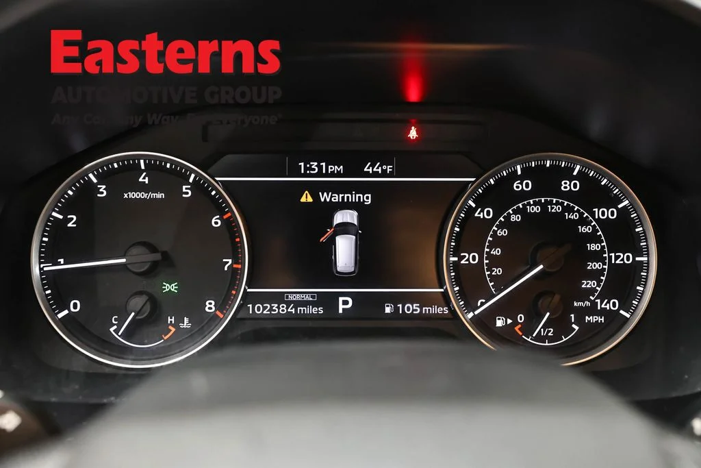 Used 2024 Red Mitsubishi ES image 17