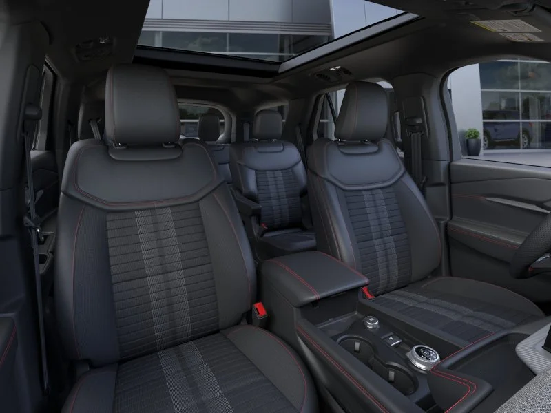 New 2026 Agate Black Metallic Ford ST-Line image 31