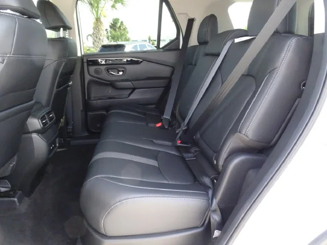 New 2026 Platinum White Pearl Honda RTL image 9
