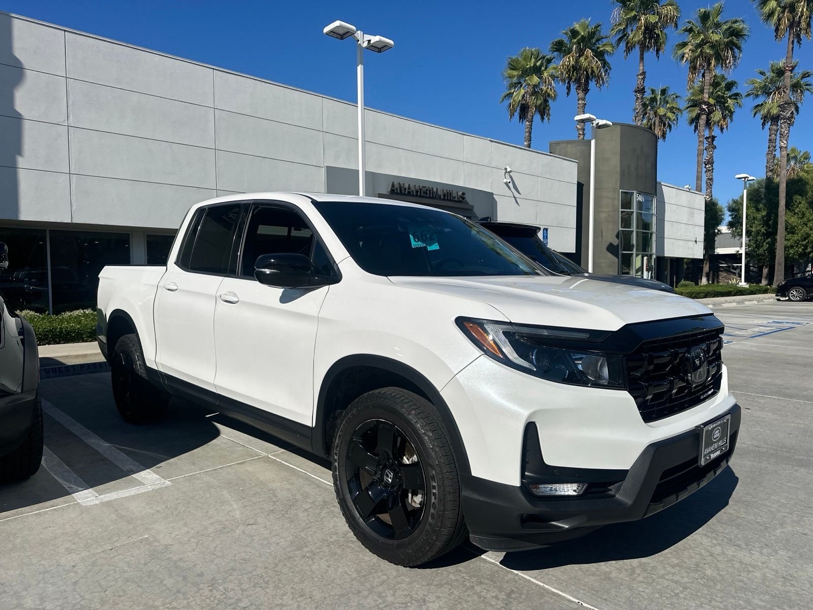 Used 2024 Platinum White Pearl Honda Black Edition image 2