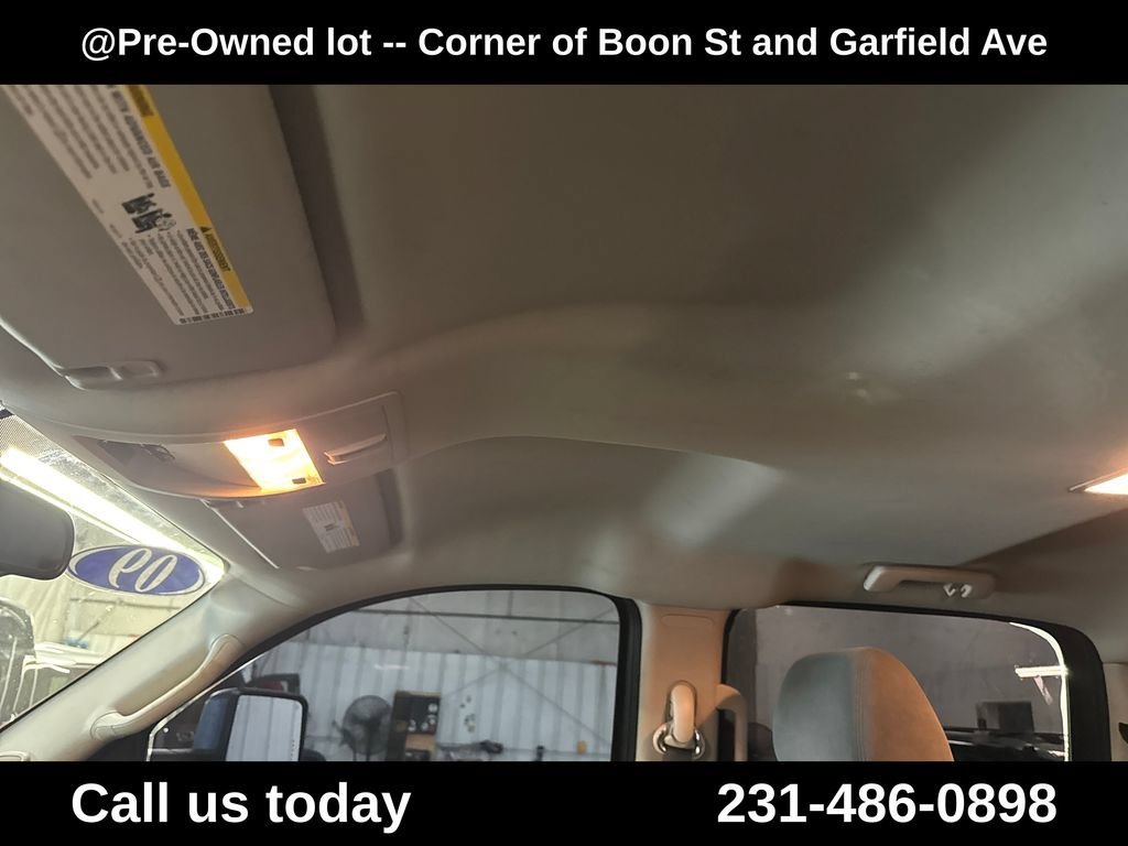 Used 2009 Sonoma Jewel Metallic GMC Work Truck image 12