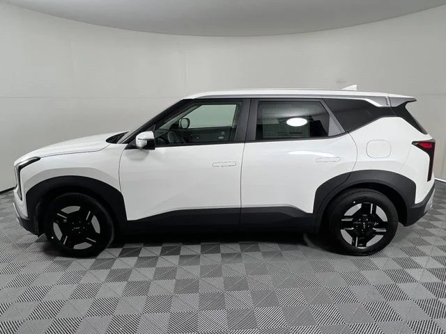 New 2027 White Kia LX image 4