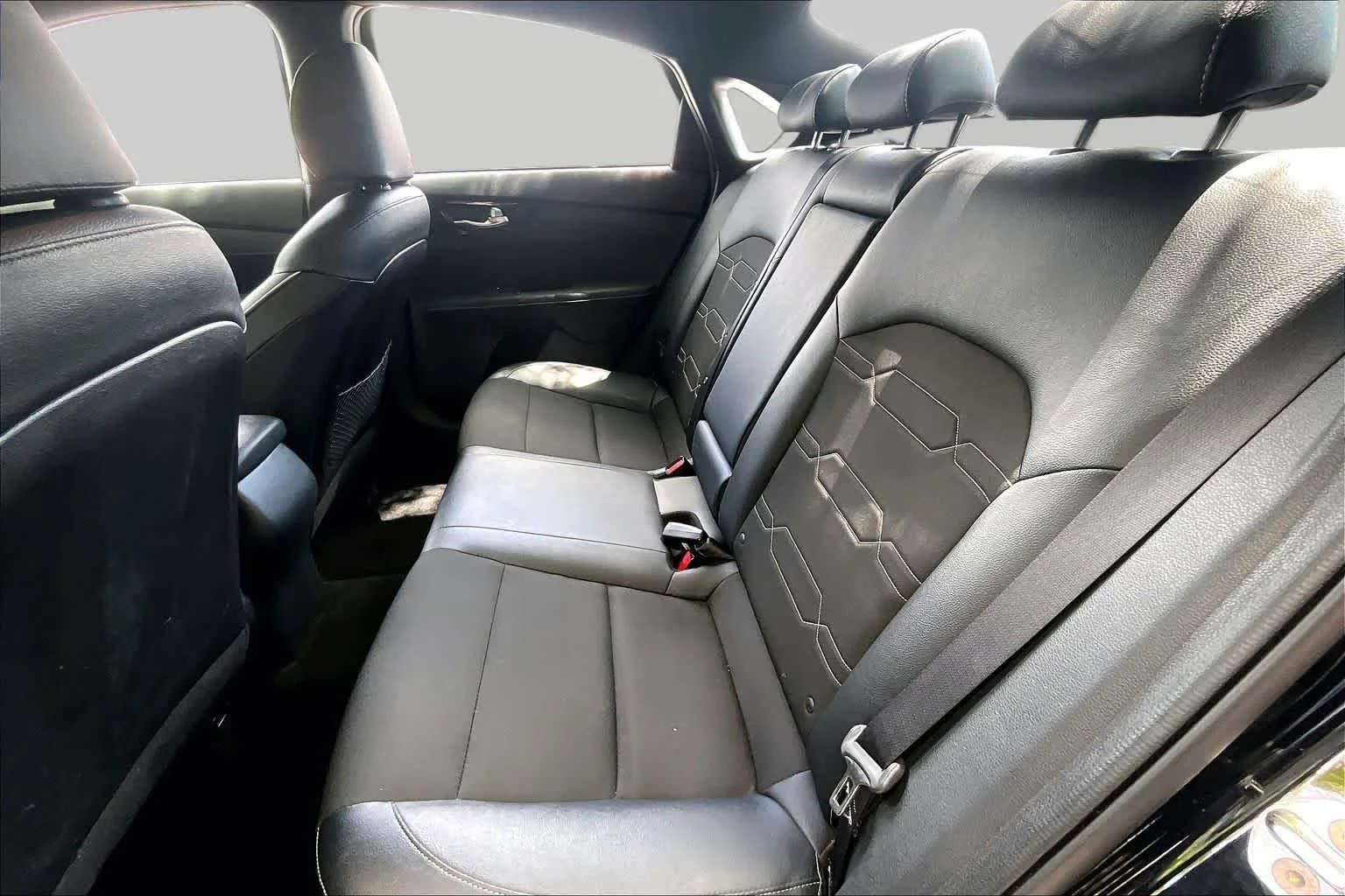 Used 2023 Aurora Black Kia GT-Line image 19
