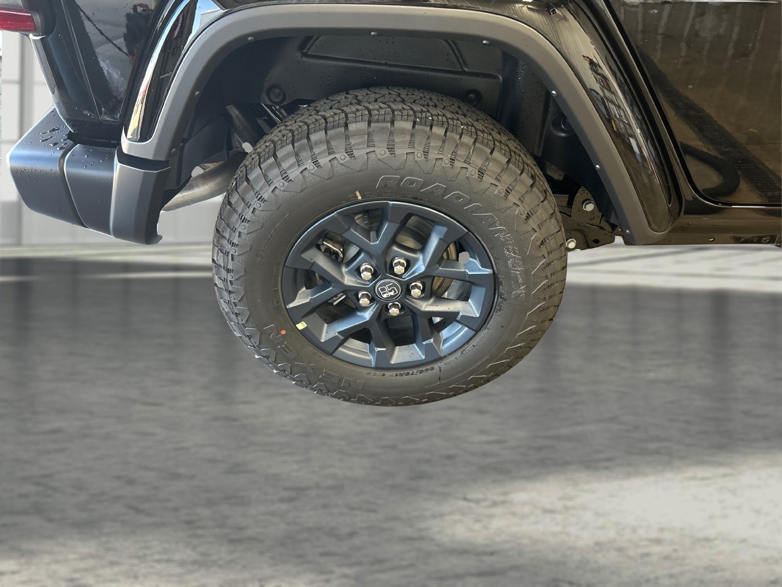 New 2026 Black Clear-Coat Exterior Paint Jeep 85th Anniversary Edition image 21