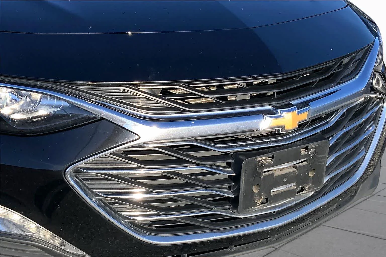 Used 2024 Mosaic Black Metallic Chevrolet LT image 29