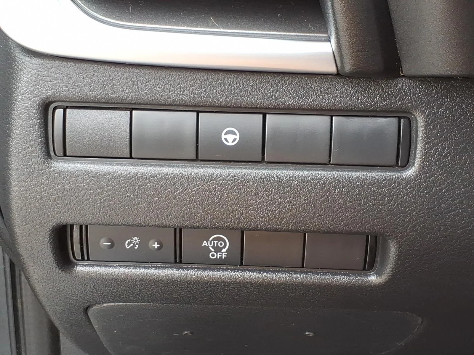 Used 2023 Gun Metallic Nissan SV image 14