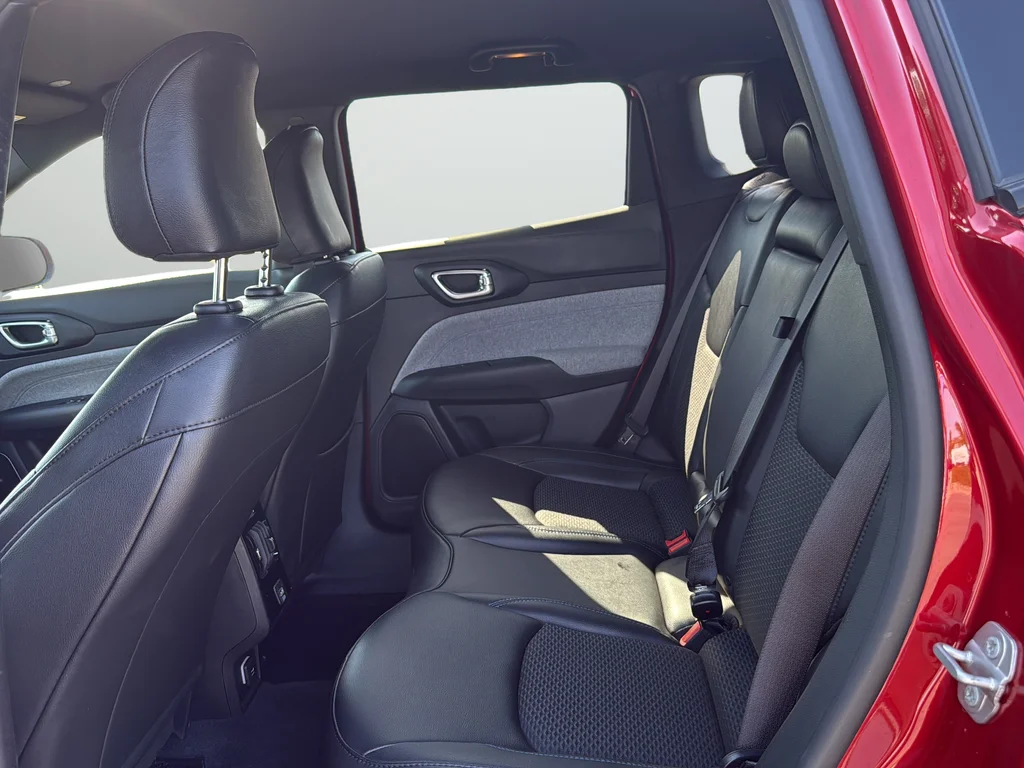 Used 2025 Red Jeep Latitude image 16