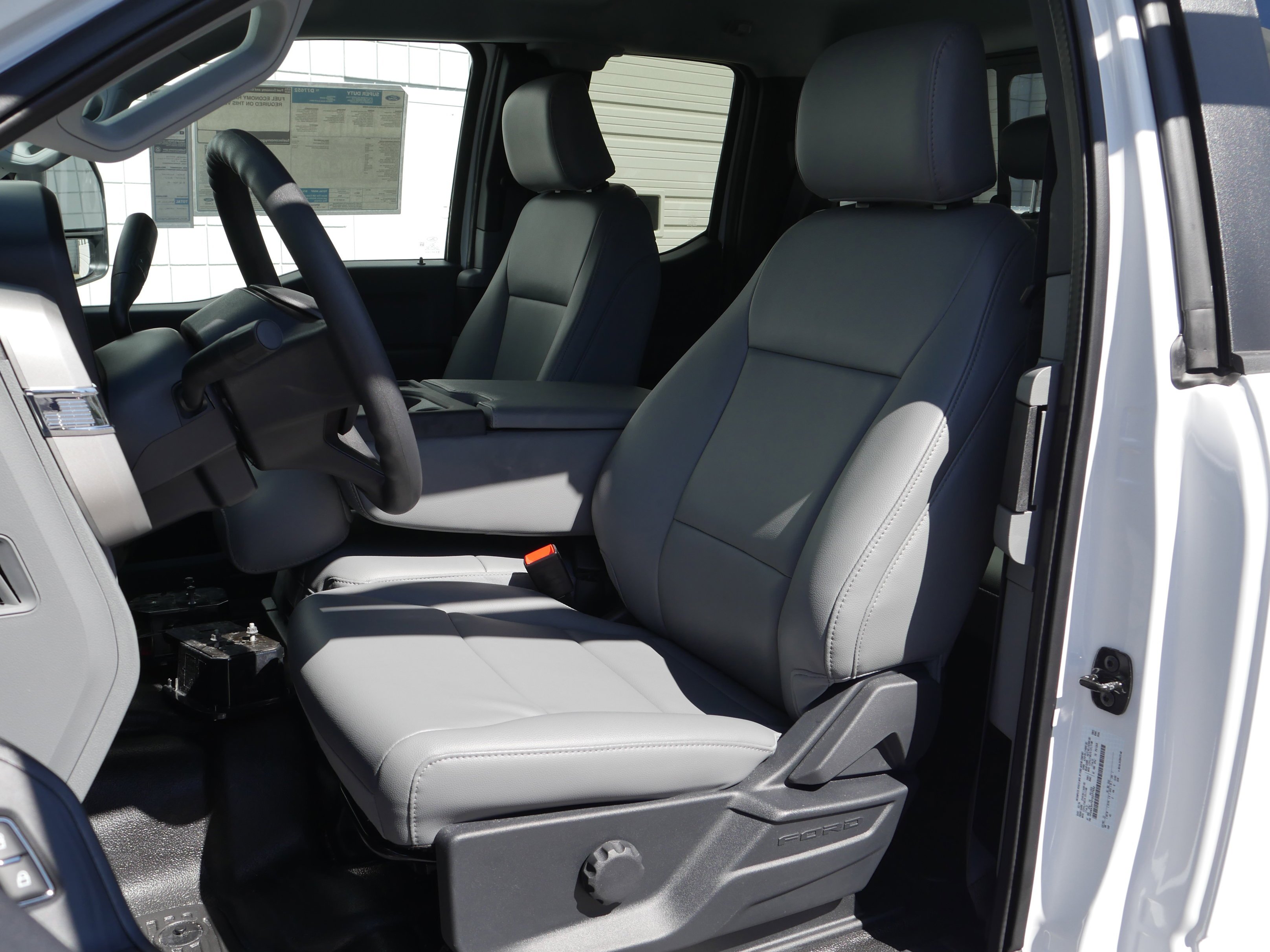 New 2026 Oxford White Ford F-350® XL image 26