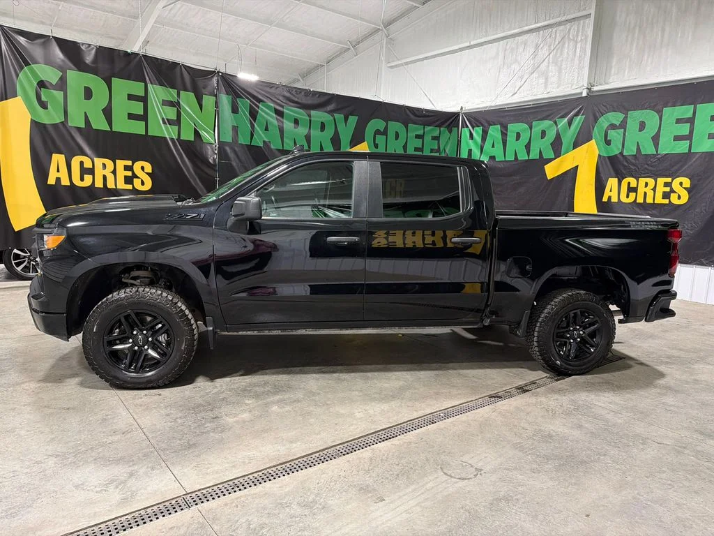 Used 2025 Black Chevrolet Custom Trail Boss image 4