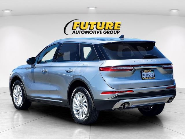 Used 2021 Silver Lincoln Standard image 6