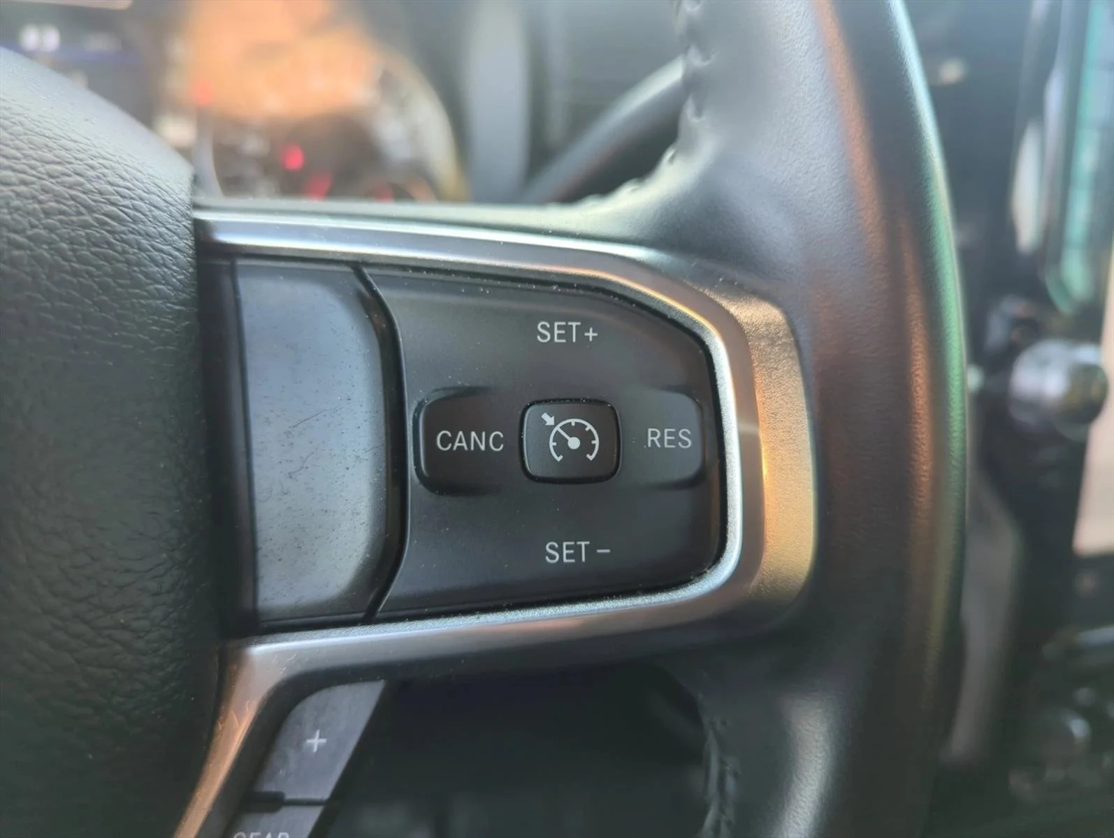 Used 2023 Granite Crystal Metallic Clearcoat Ram Laramie image 12