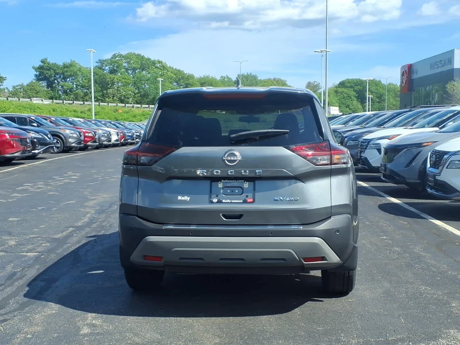 Certified Used 2023 Gun Metallic Nissan SV image 6