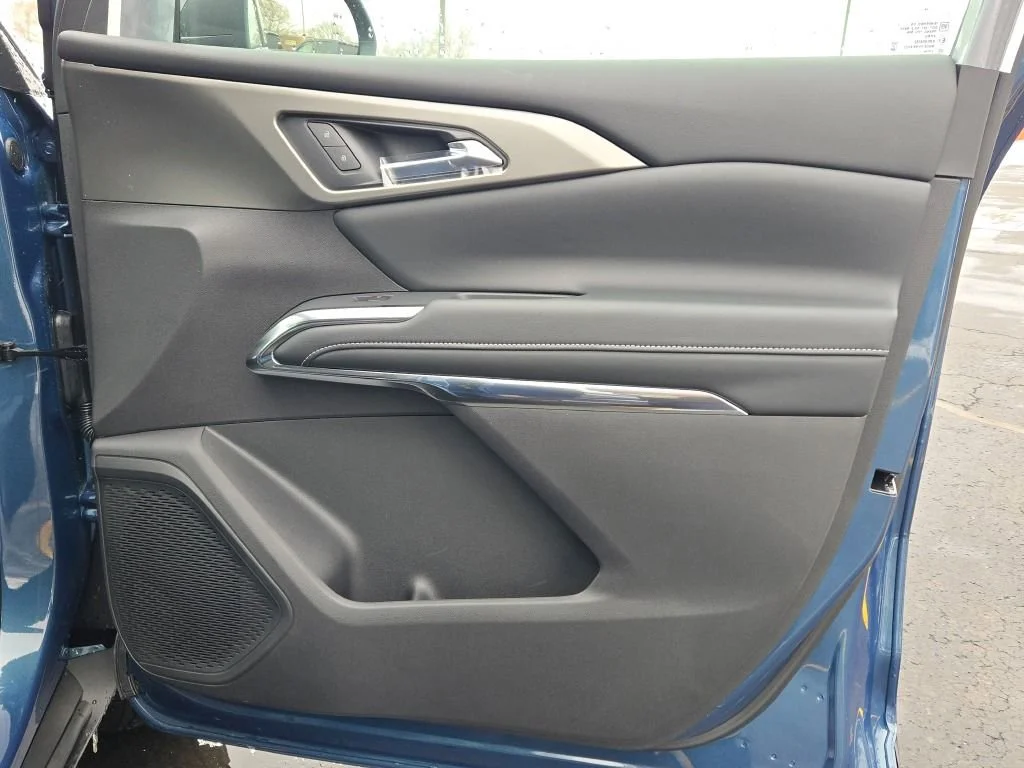 2026 Chevrolet Traverse LT - Photo 8
