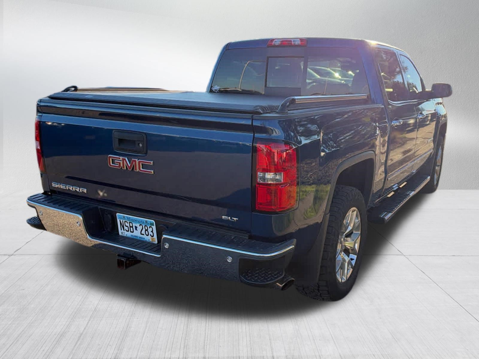 Used 2015 STONE BLUE METALLIC GMC SLT image 7