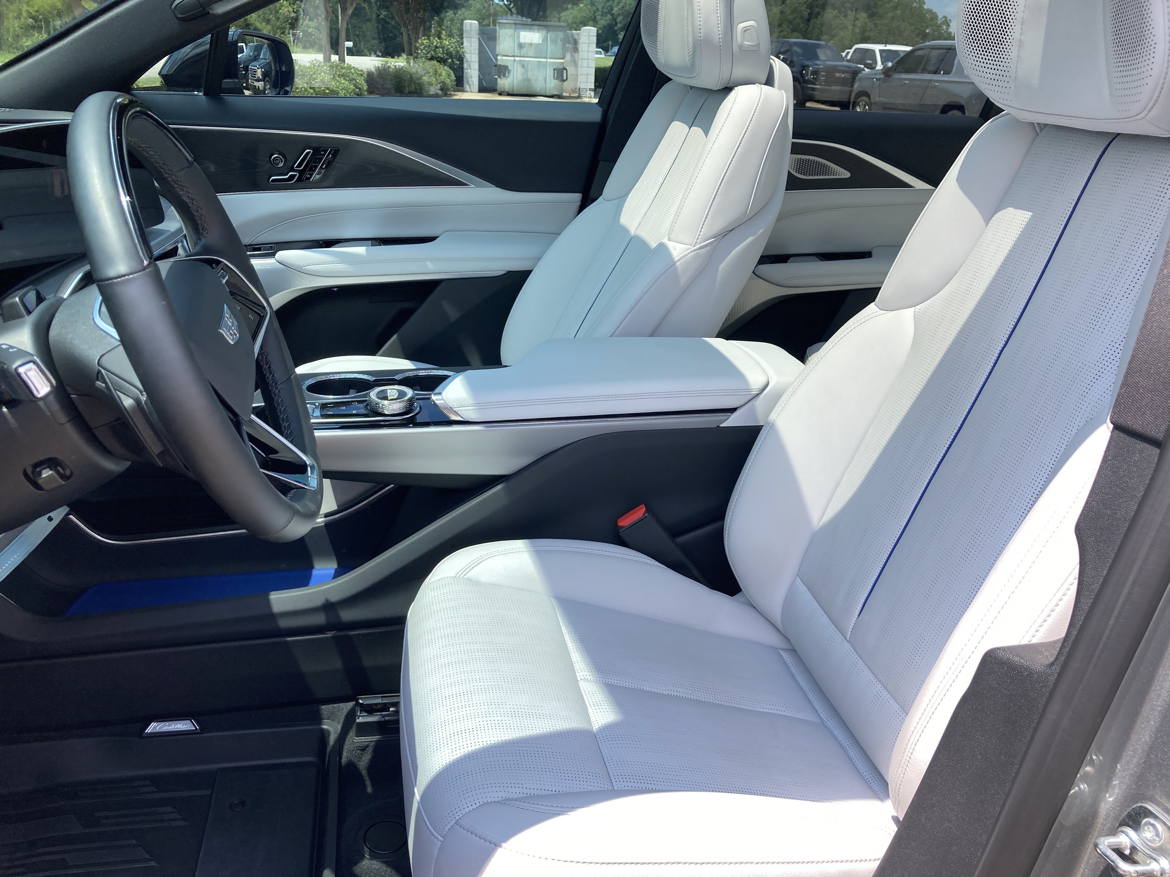 2025 Cadillac LYRIQ Sport 2 - Photo 11