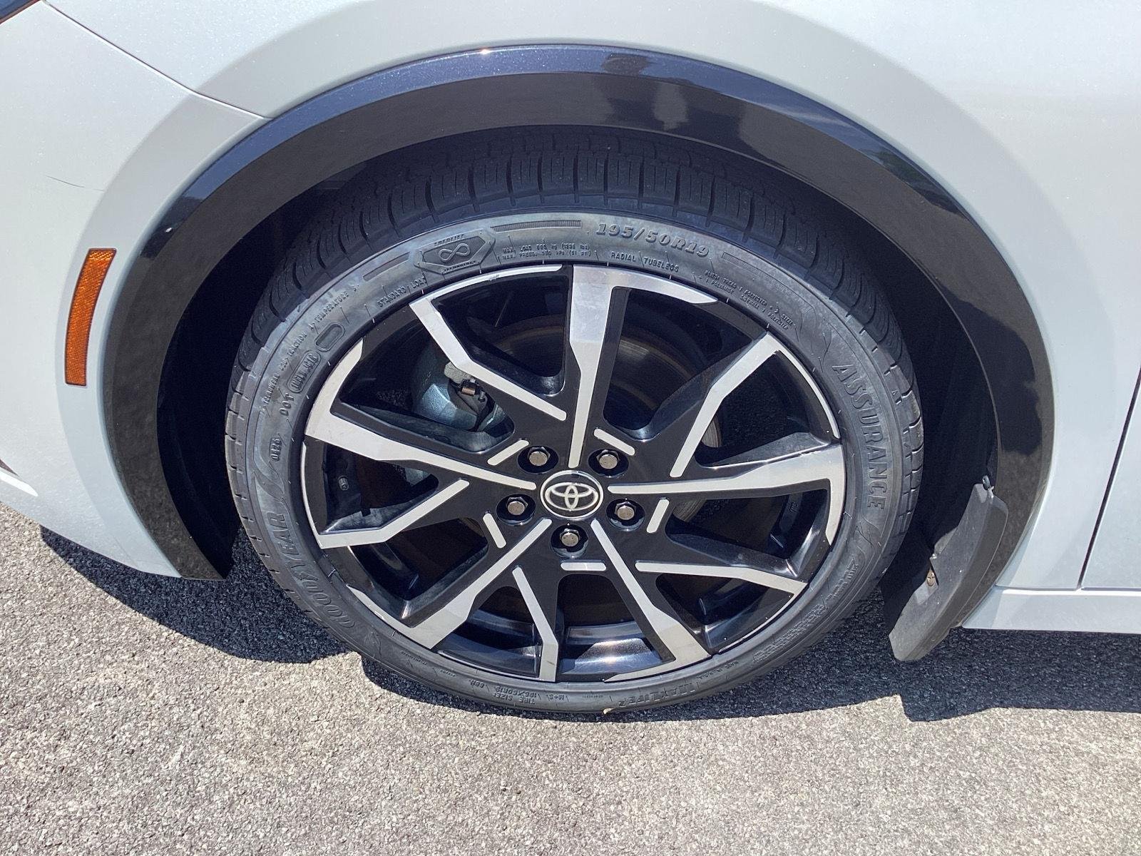 Used 2023 Wind Chill Pearl Toyota XSE image 11