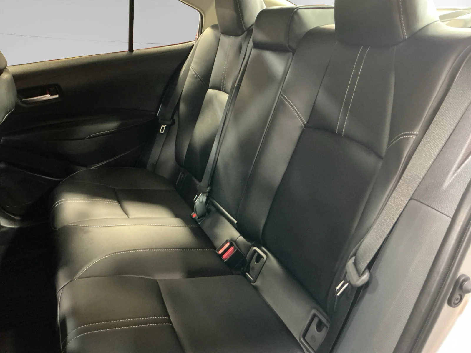 2026 Toyota Corolla XLE - Photo 13