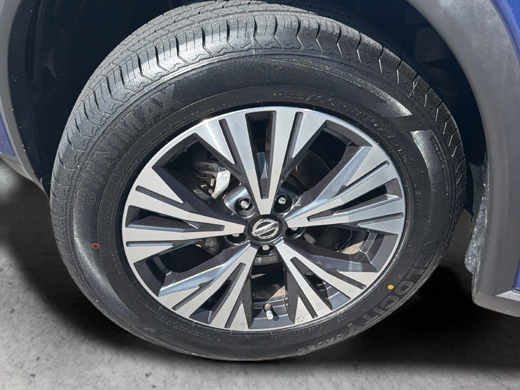 Used 2021 Blue Nissan SV image 54