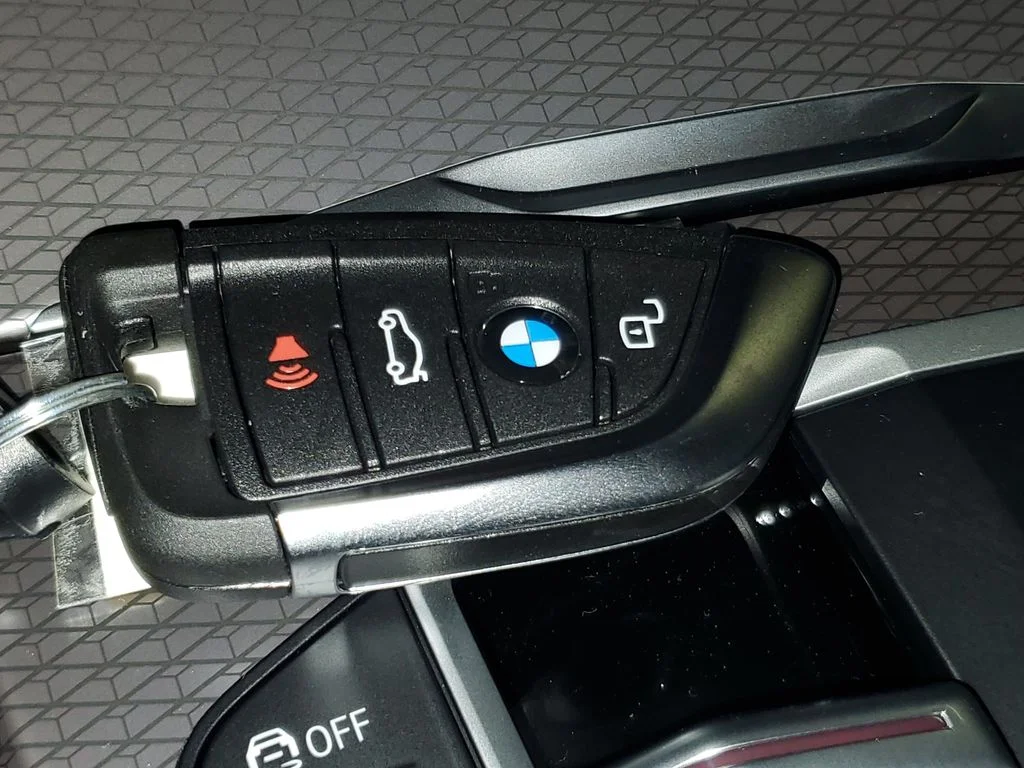 New 2026 Skyscraper Grey Metallic BMW 330i image 26