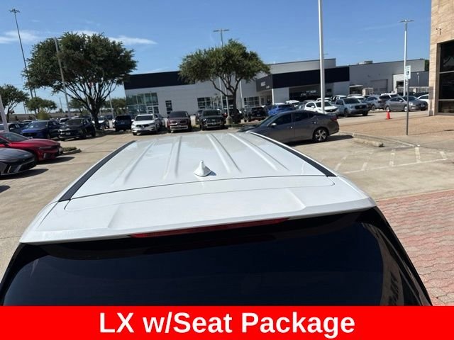Used 2023 White Kia LX Seat Package image 11