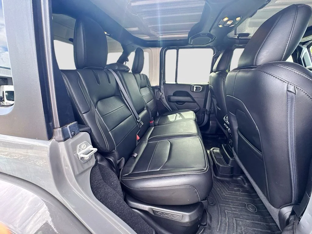 Used 2023 Gray Jeep Sahara 4xe image 31