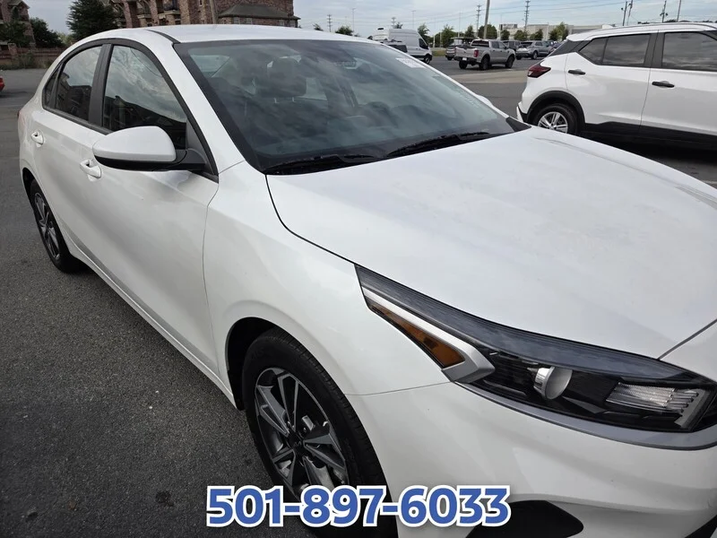Used 2024 Snow White Pearl KIA LXS image 7