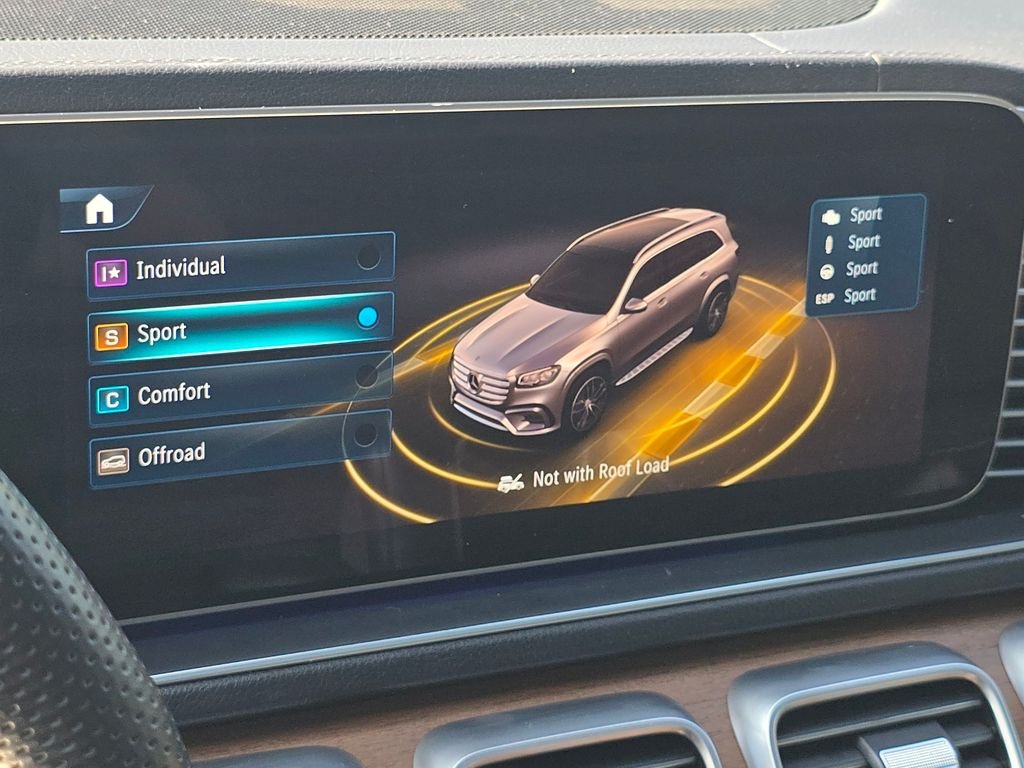 Certified Used 2024 MANUFAKTUR Alpine Gray Mercedes-Benz GLS 580 image 33