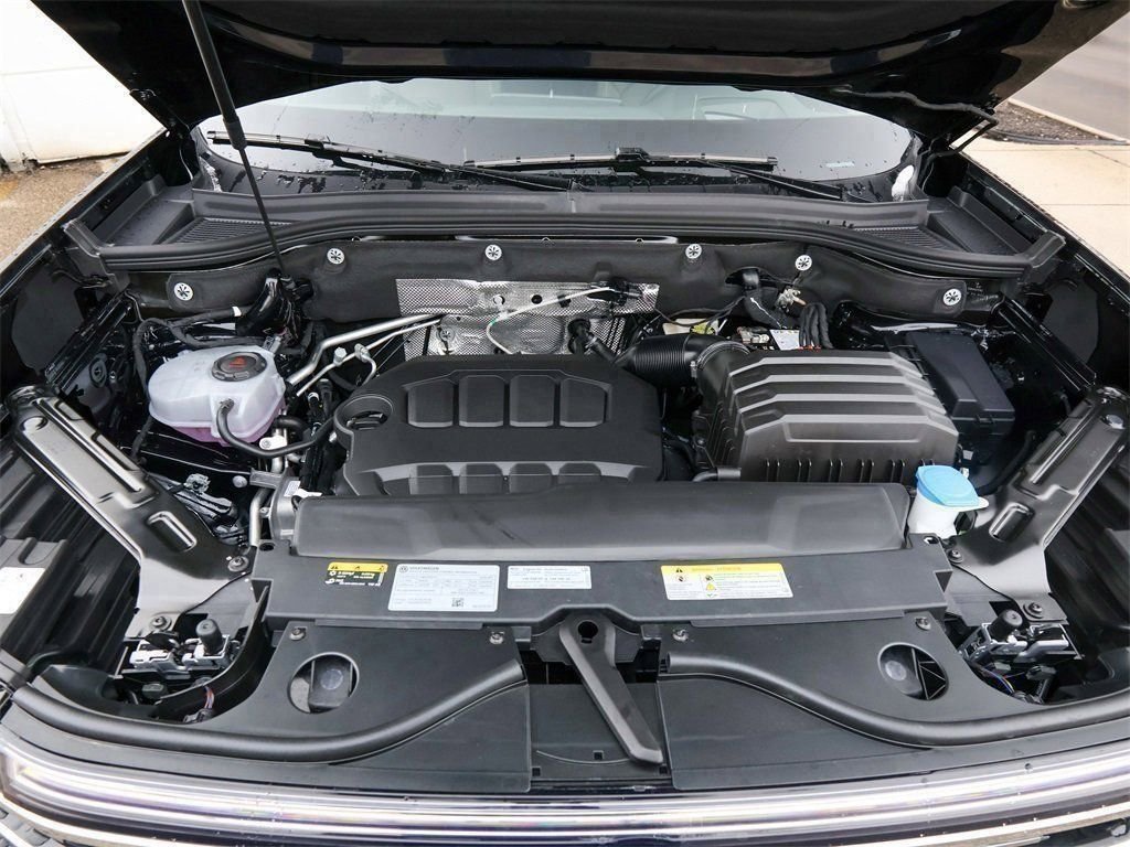 New 2026 Black Volkswagen 2.0T SEL image 34